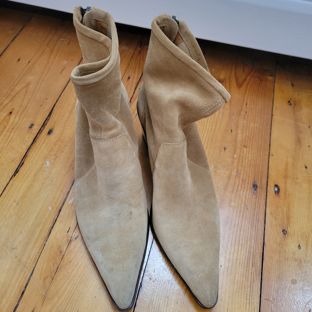 Zara Beige Suede Heeled Boots